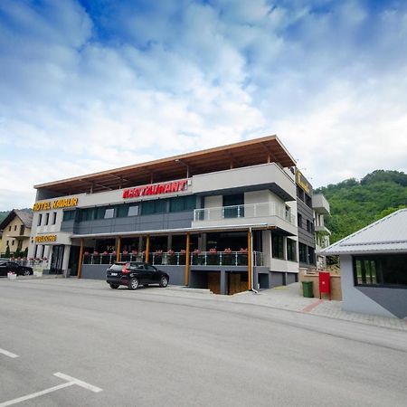 Hotel Kavalir Zepce Exterior photo