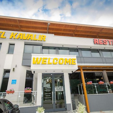 Hotel Kavalir Zepce Exterior photo