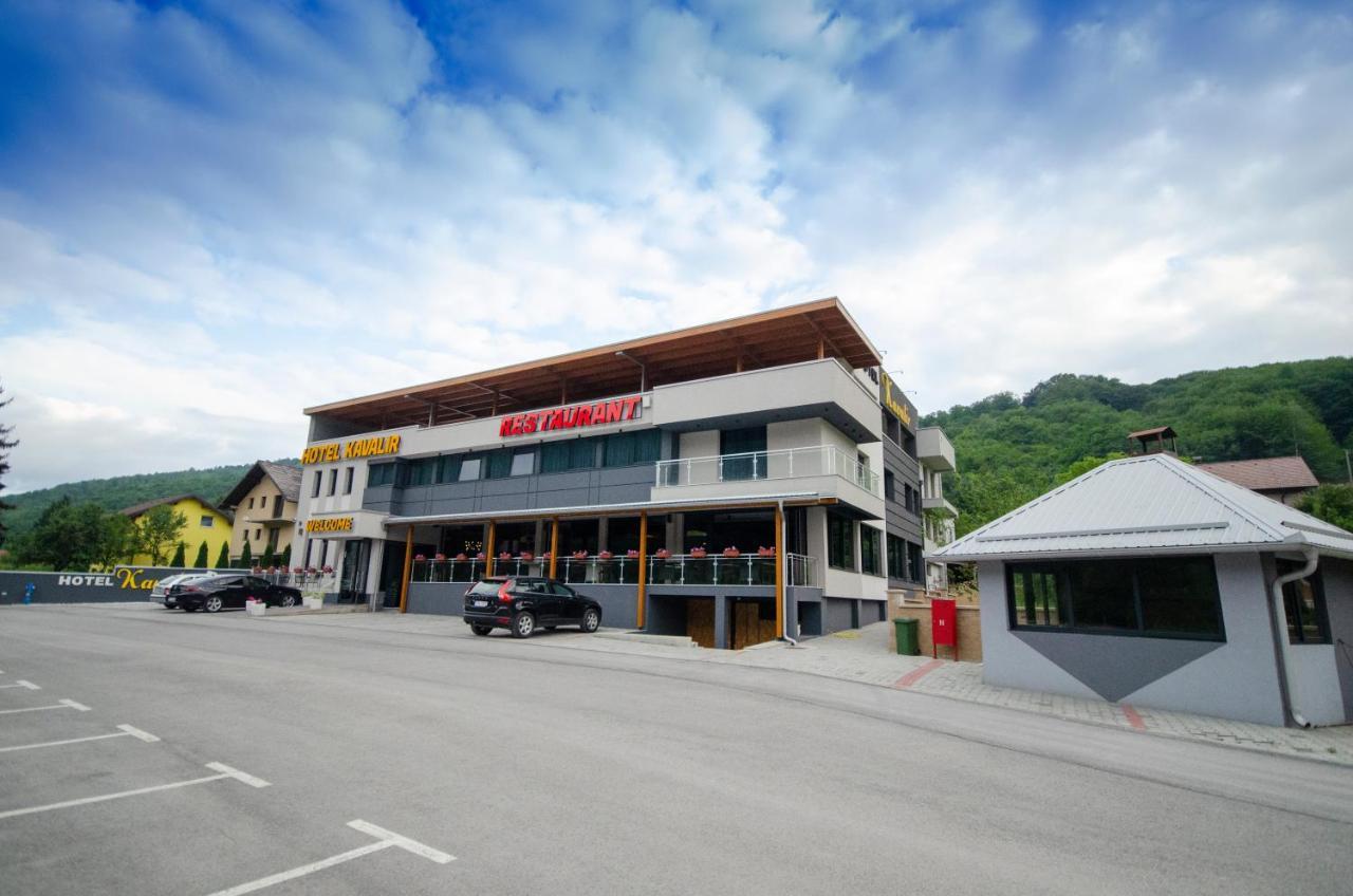 Hotel Kavalir Zepce Exterior photo