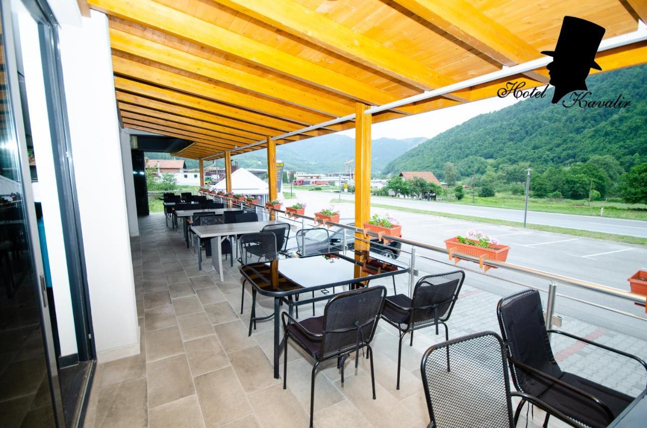 Hotel Kavalir Zepce Exterior photo